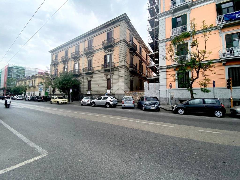 Appartamento in affitto a Napoli corso secondigliano, 209