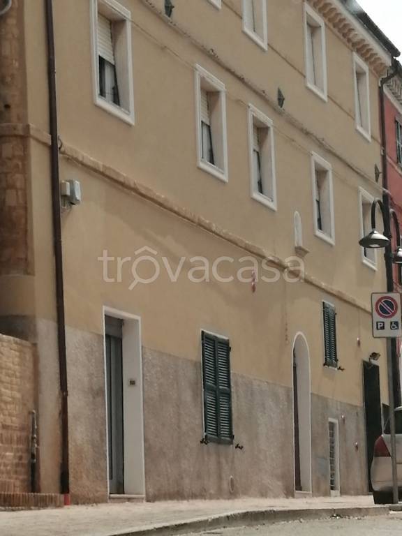 Appartamento in in vendita da privato a Camerano via Giuseppe Garibaldi, 3