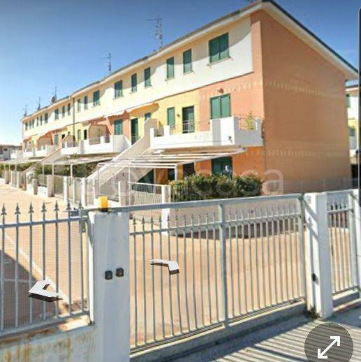 Villa a Schiera in in affitto da privato a Campomarino via Ezio Vanoni, 322