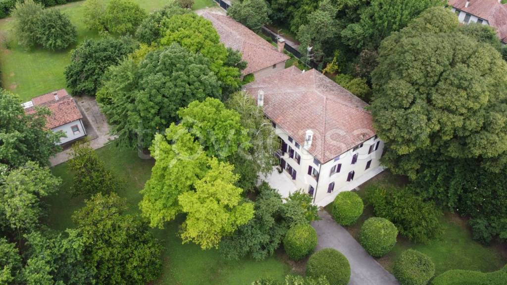 Villa Bifamiliare in vendita a Boara Pisani via Roma, 61