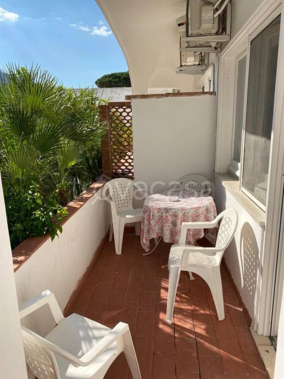 Appartamento in in vendita da privato a Capri via Occhio Marino, 7