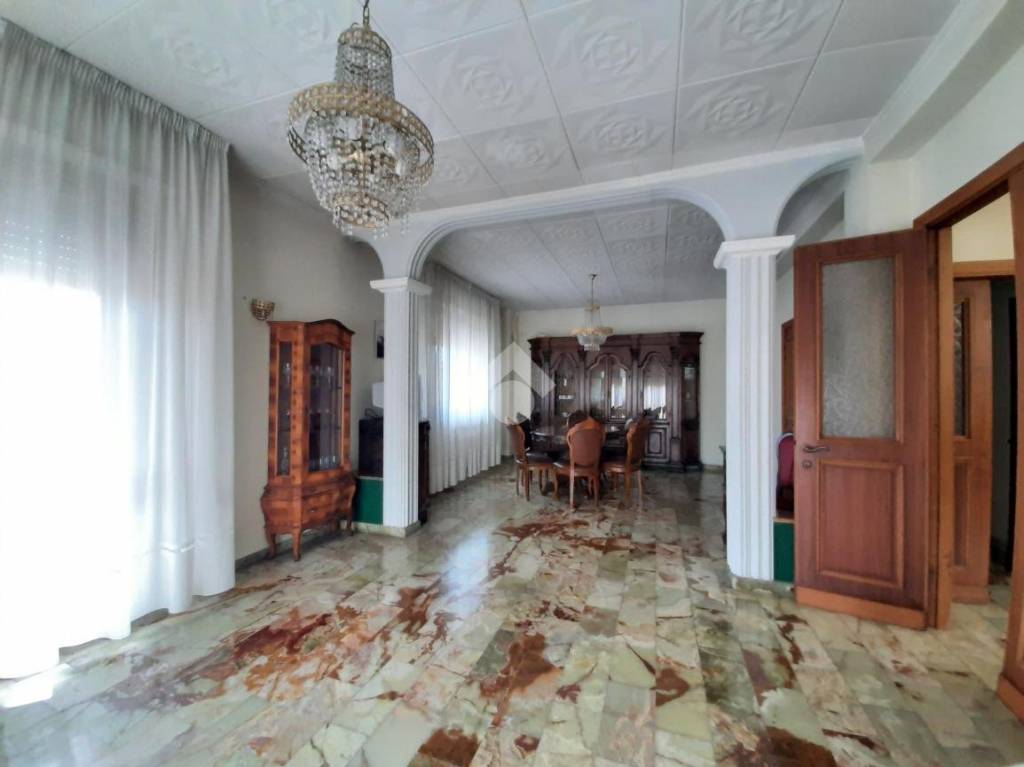 Appartamento in vendita a Pesaro via Galileo Ferraris