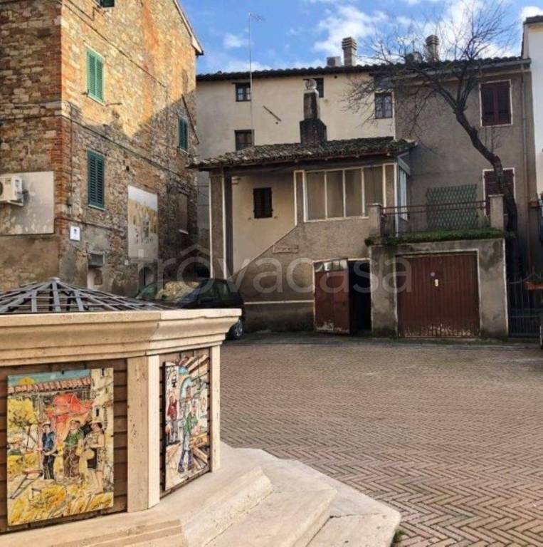 Appartamento in vendita a Perugia via Alessandra