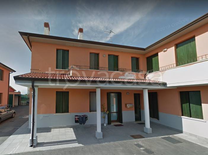 Appartamento all'asta a San Giovanni del Dosso via Roma
