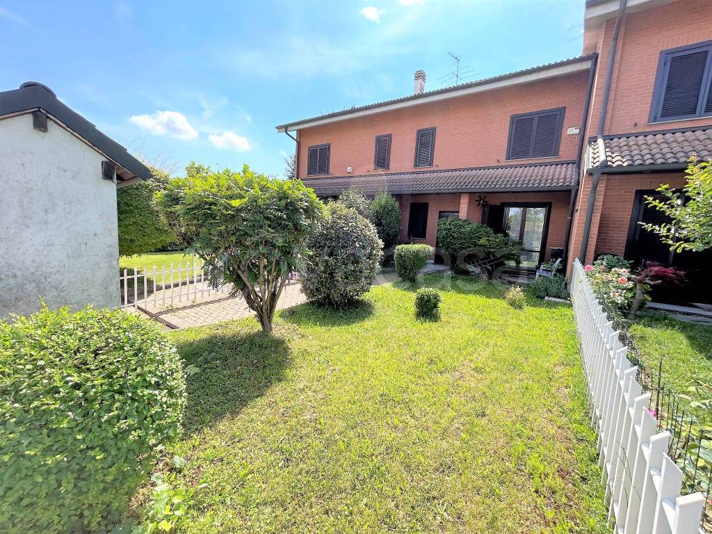 Villa in vendita a Borgoratto Alessandrino via Pietro Baldi, 2