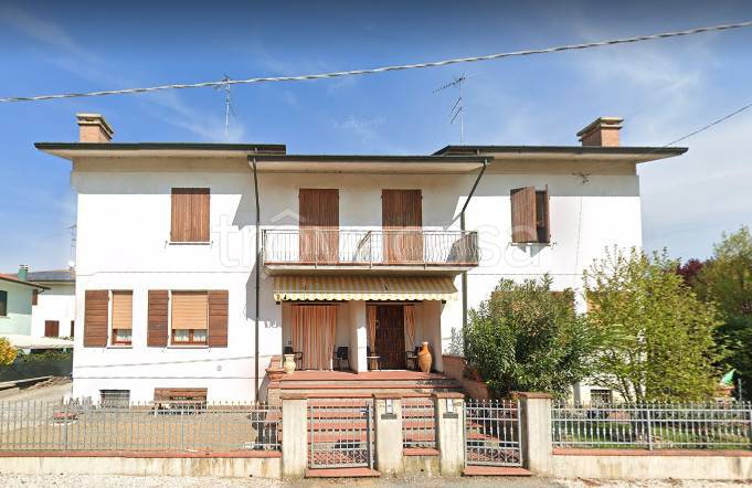 Villa Bifamiliare all'asta a Pegognaga via Enrico Fermi, 15