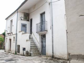 Casa indipendente in vendita a castelpoto via roma