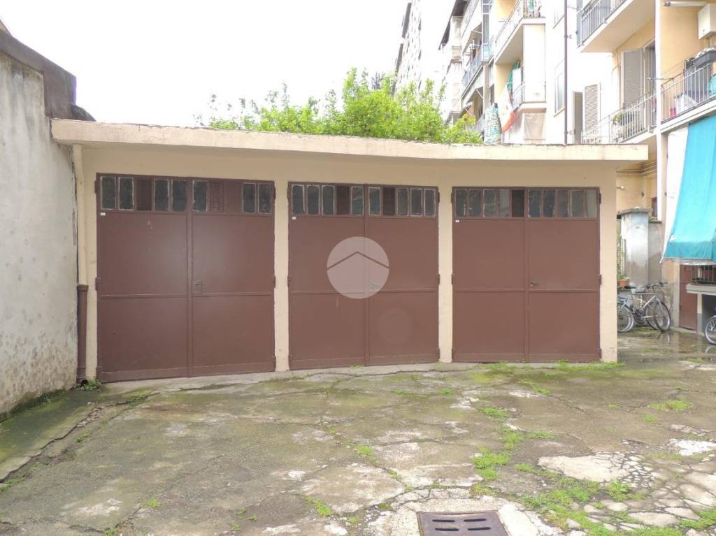Garage in vendita a Torino corso Lecce, 32