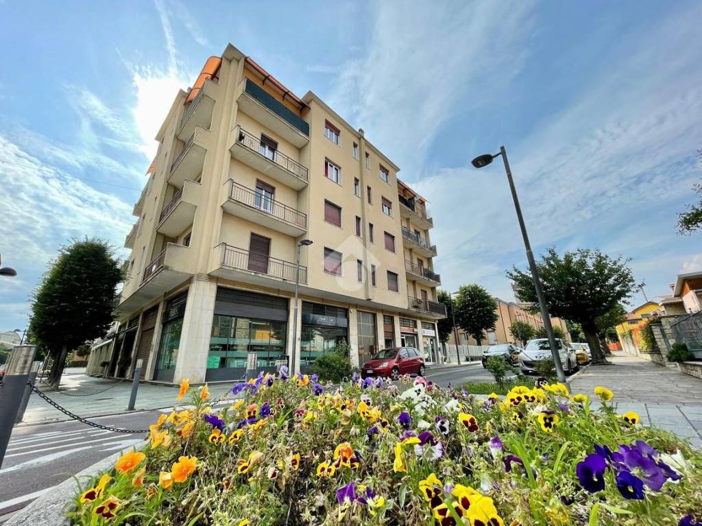 Appartamento in vendita a Calusco d'Adda viale rimembranza, 78