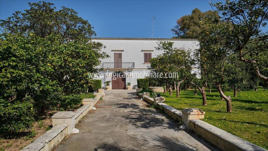 Villa in vendita a Lecce strada Provinciale 7