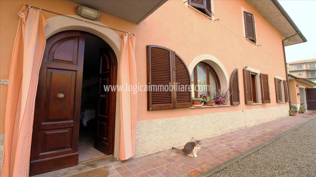 Villa in vendita a Chiusi via Isonzo