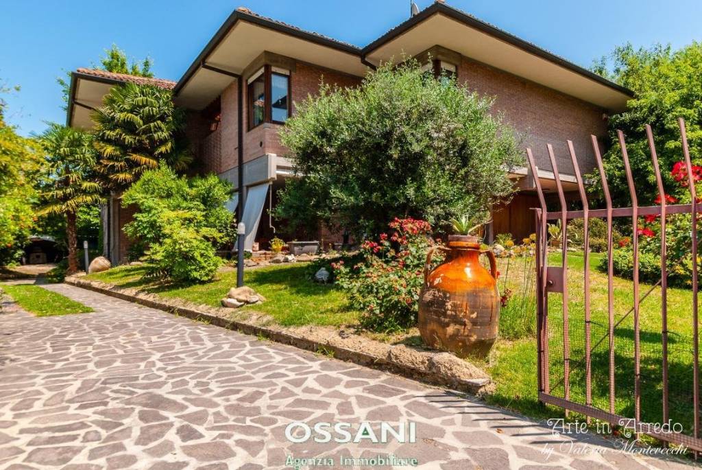 Villa Bifamiliare in vendita a Faenza via morini, 10