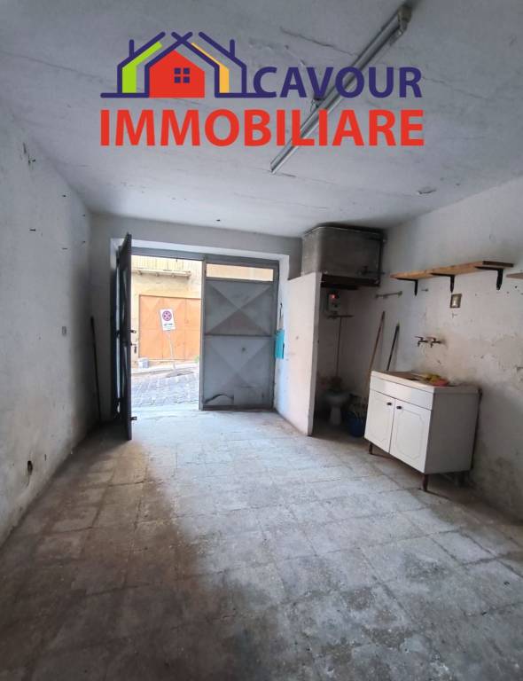 Garage in vendita a Caltanissetta via Cardinale Nava, 25