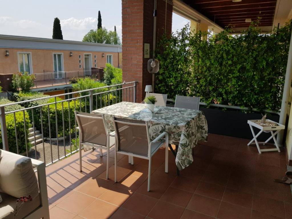 Appartamento in vendita a Padenghe sul Garda via Giuseppe Mazzini