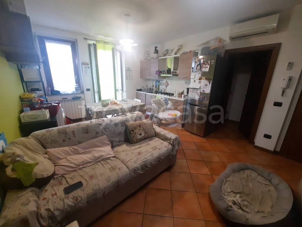Appartamento in vendita a Bonate Sopra via Dordo, 5