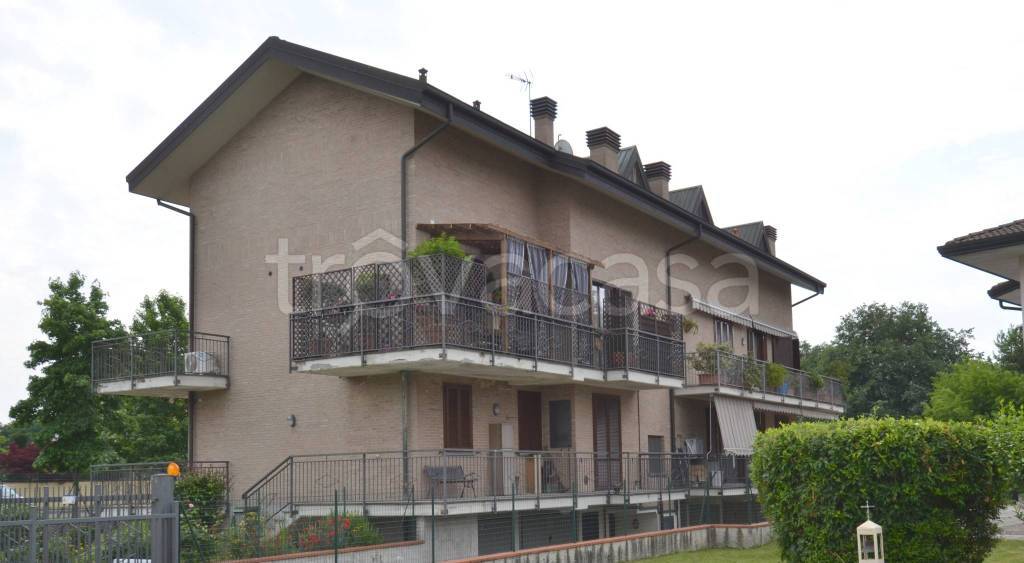 Appartamento in vendita a Lodi via Giovanni Carnovali