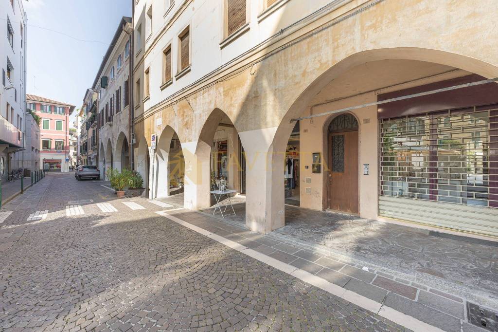 Appartamento in vendita a Treviso via Pola, 12