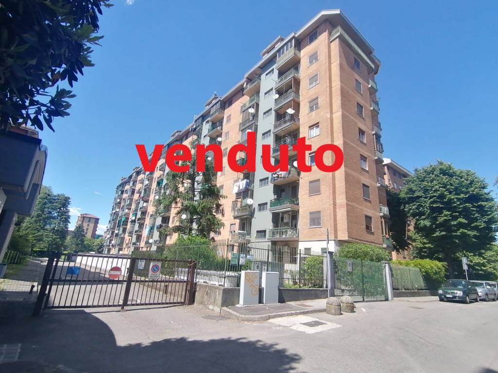 Appartamento in vendita a San Donato Milanese via Giuseppe Di Vittorio