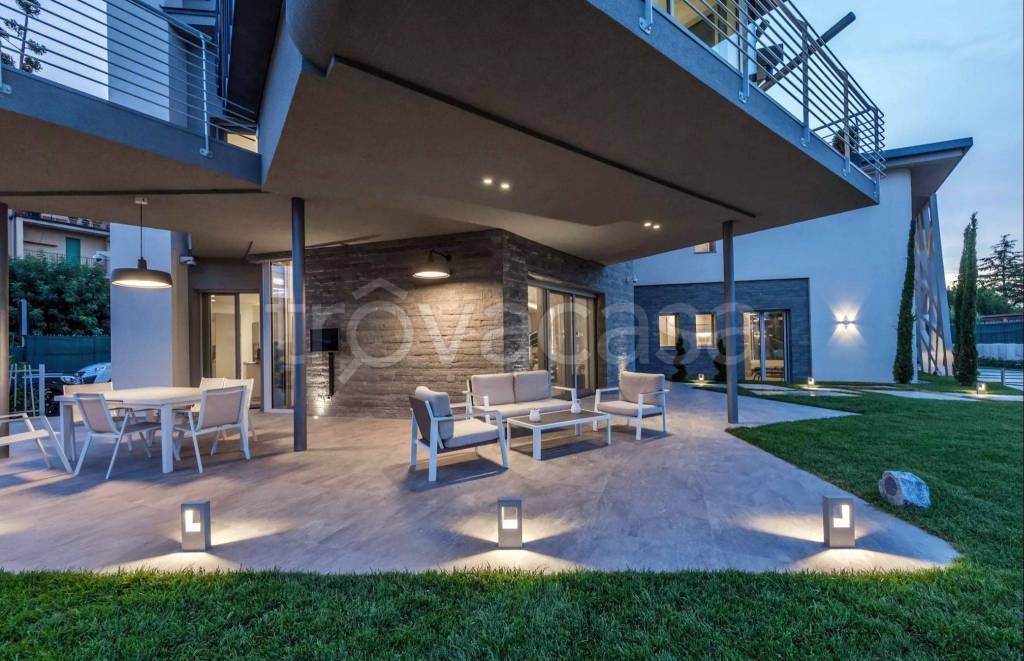 Villa in in vendita da privato a Cassano d'Adda via Europa