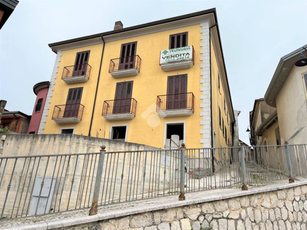 Appartamento in vendita a Capriglia Irpina via Belvedere, 77
