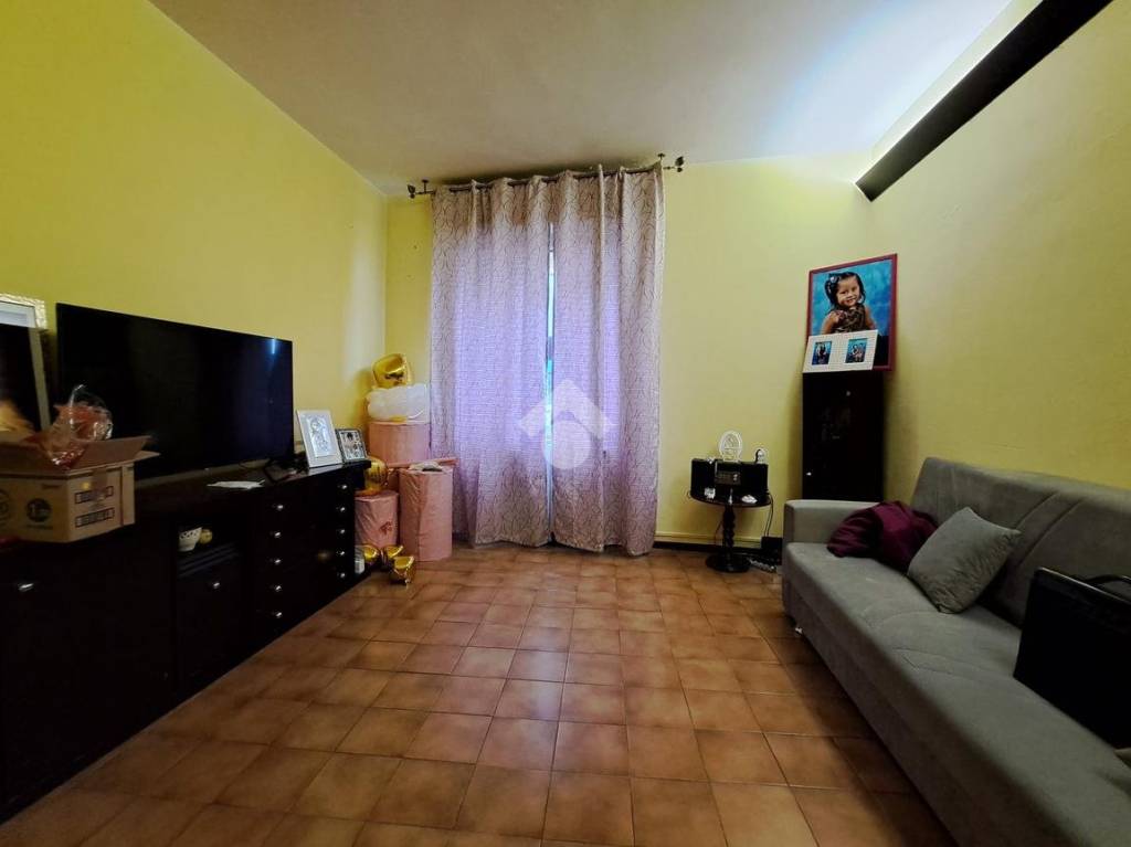 Casa Indipendente in vendita a Fiorenzuola d'Arda piazza casalino, 88
