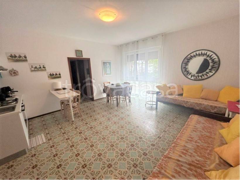 Appartamento in vendita a Comacchio viale Giacomo Leopardi, 12