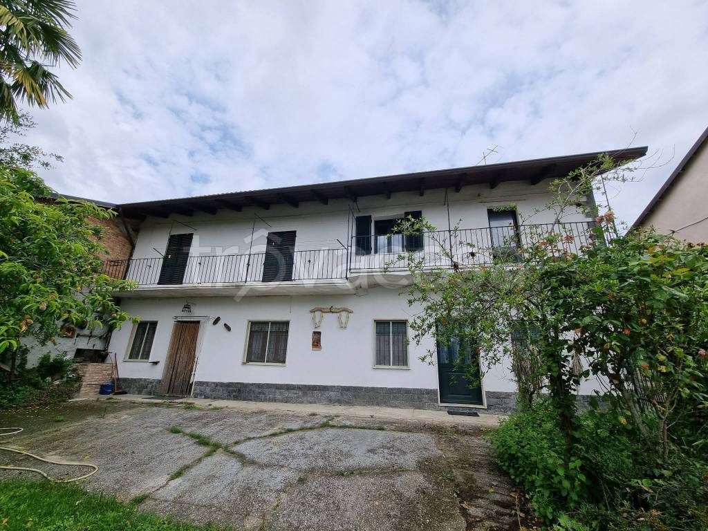 Casale in vendita a Camino vicolo Camillo Benso di Cavour
