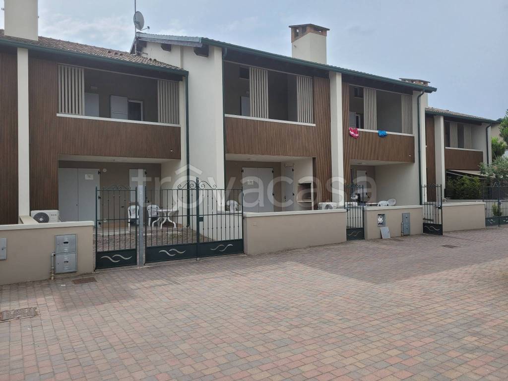 Villa a Schiera in vendita a Comacchio via Nuova Caledonia, 52