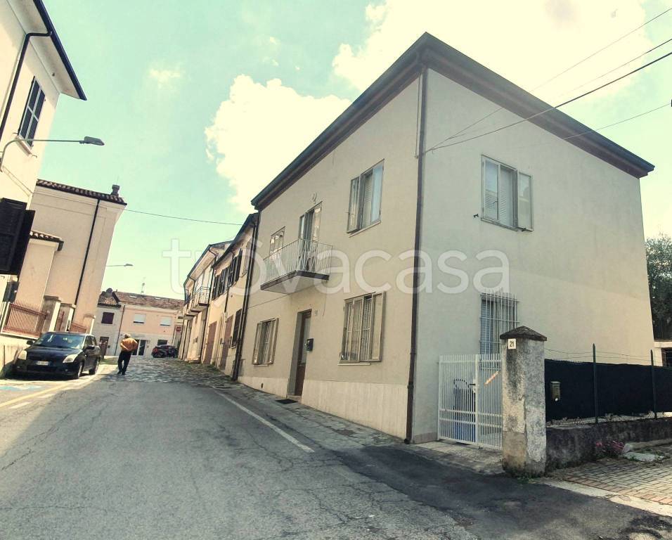 Villa a Schiera in vendita a Coriano via Malatesta, 15