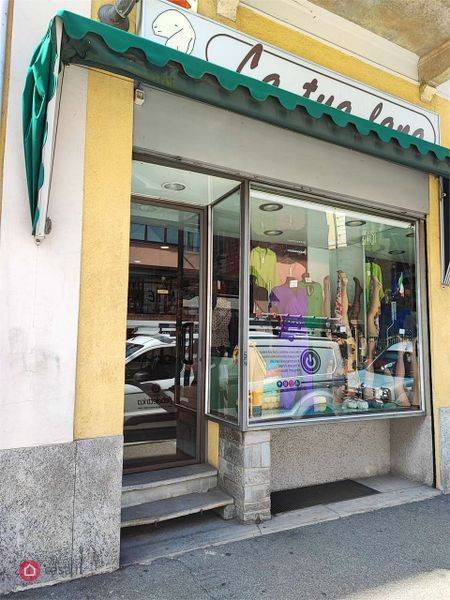 Negozio in in vendita da privato a Varese via Felice Orrigoni