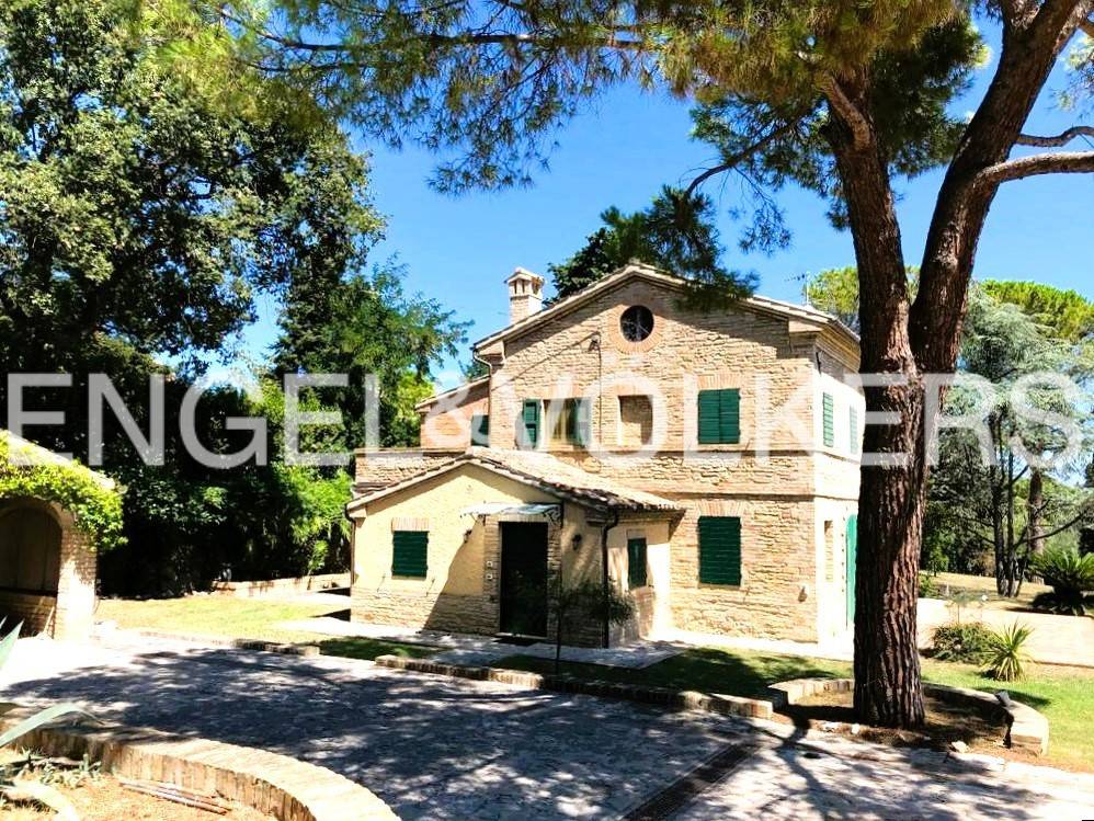 Villa Bifamiliare in vendita a Porto Recanati via Belvedere Montarice, 59