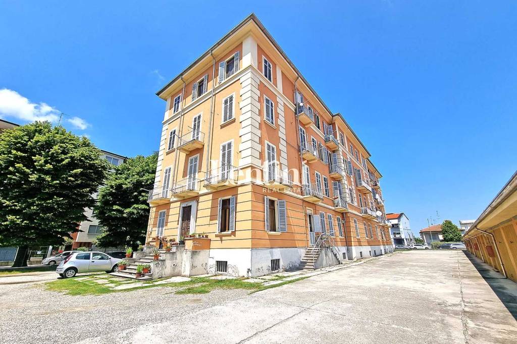 Appartamento in vendita a Casale Monferrato via Giovanni Battista Cagliero, 7