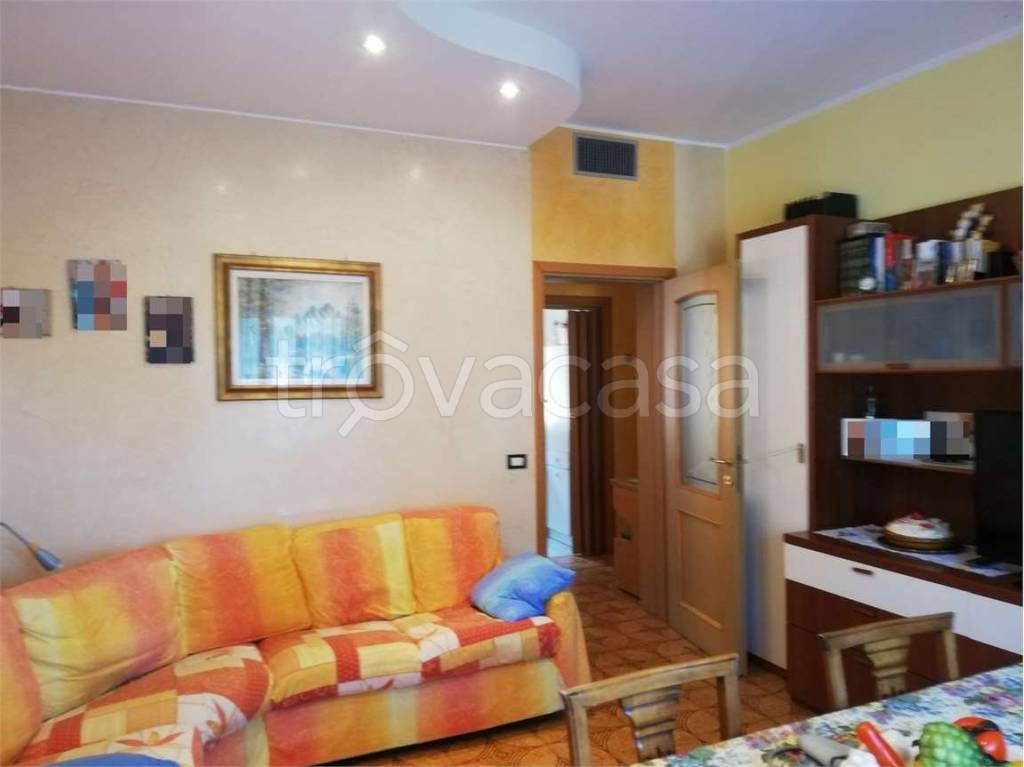 Appartamento in vendita a Casazza via Giovanni Pascoli