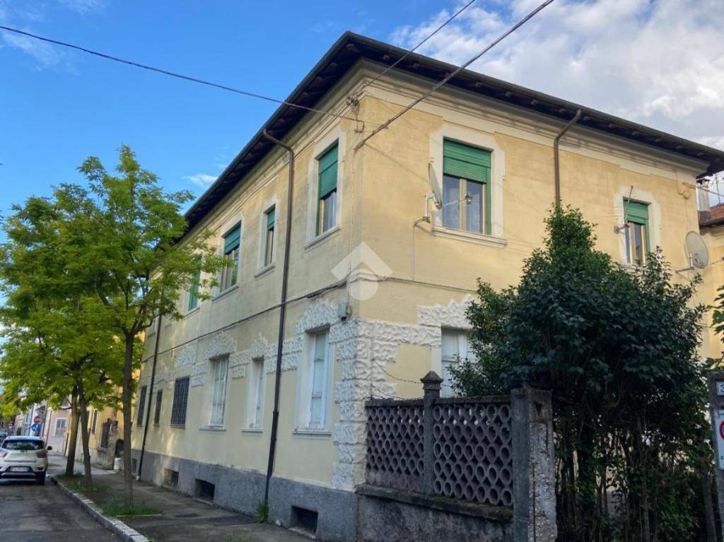 Appartamento in vendita ad Avezzano via Francesco Crispi, 36