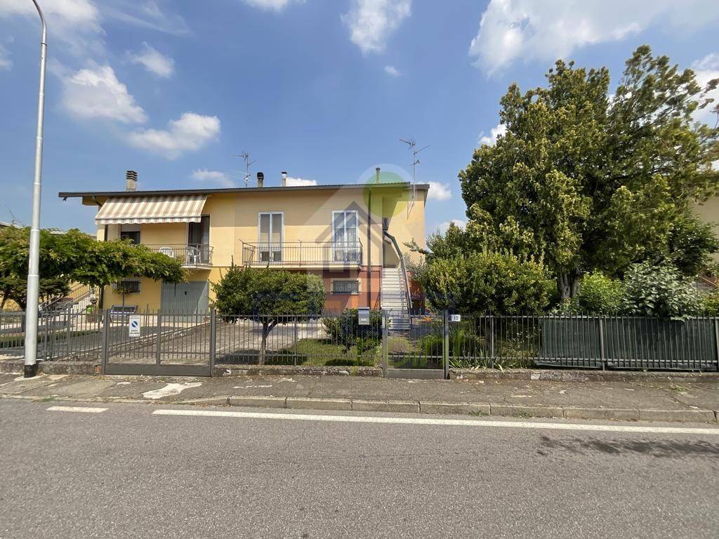 Villa a Schiera in vendita a Stagno Lombardo via Monteverdi