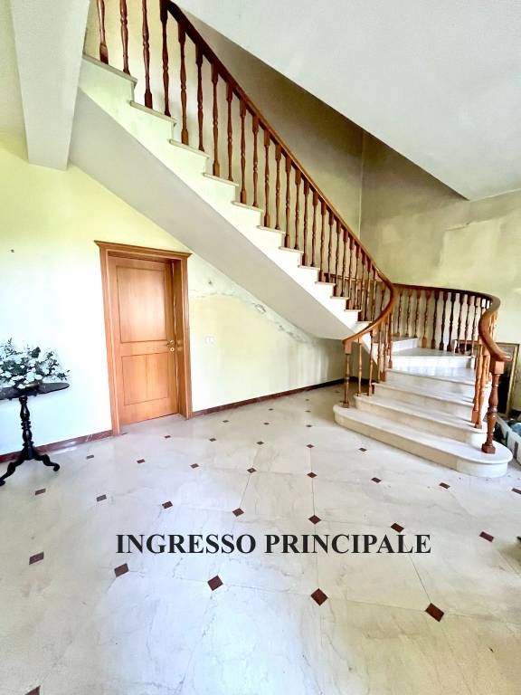 Villa in in vendita da privato a San Polo d'Enza via Matilde di Canossa, 2
