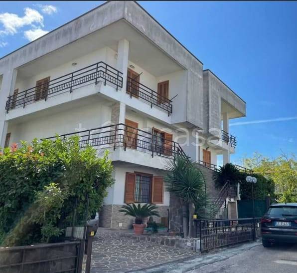Villa a Schiera in vendita a San Nicola Manfredi contrada Iannassi