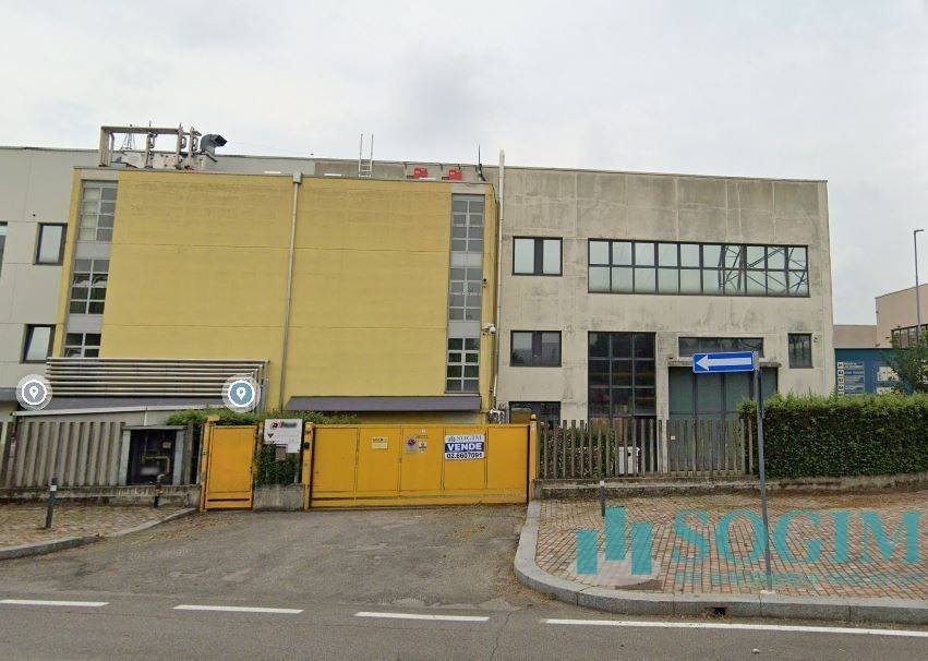 Capannone Industriale in vendita a Bovisio-Masciago via Brughetti, 9/h