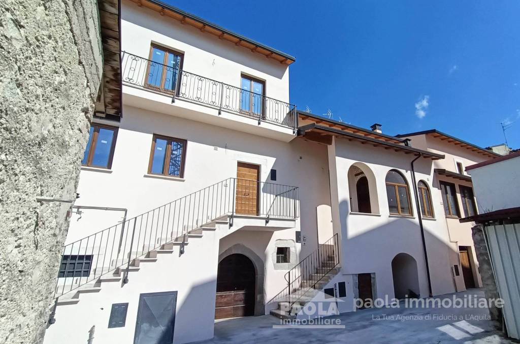 Casa Indipendente in affitto a L'Aquila via Tenente Antonio Rossi Tascione, 5