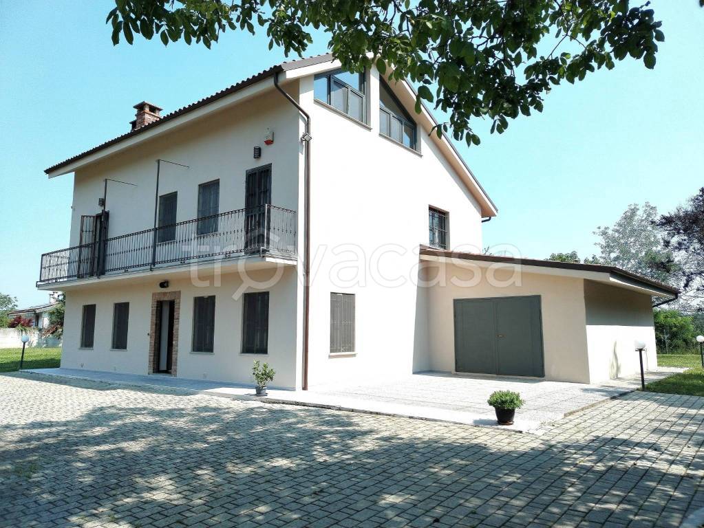 Casale in vendita a Montemagno sp99