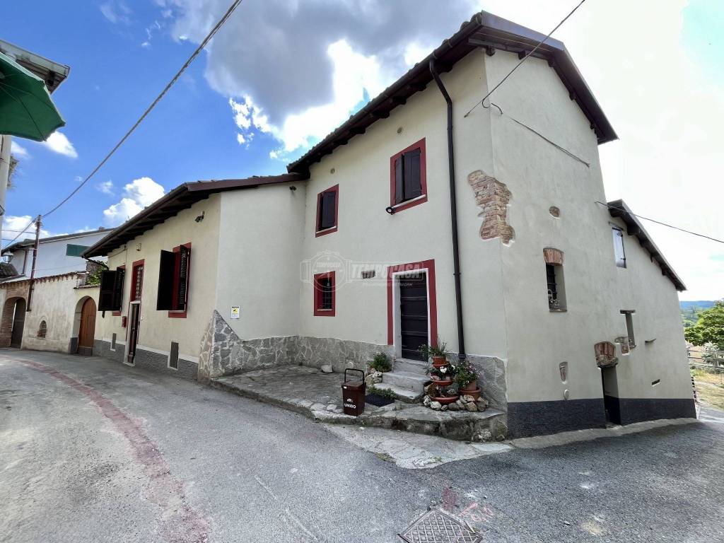 Casa Indipendente in vendita a Carpeneto via Giuseppe Terragni, 12