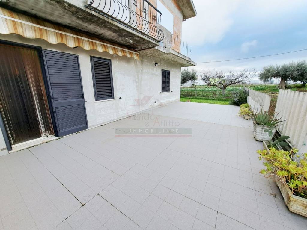 Villa Bifamiliare in vendita a San Salvo via Liquirizia