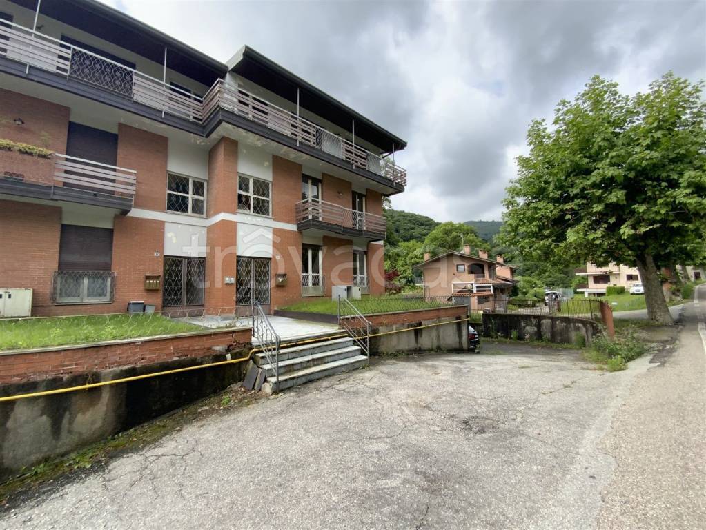 Appartamento in vendita a Gignese via Due Riviere, 19
