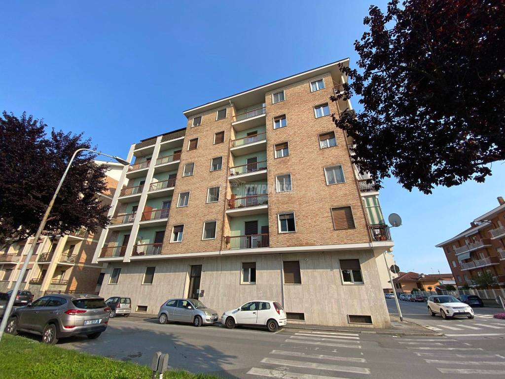 Appartamento in vendita a Carmagnola via Avvocato Ferrero, 43