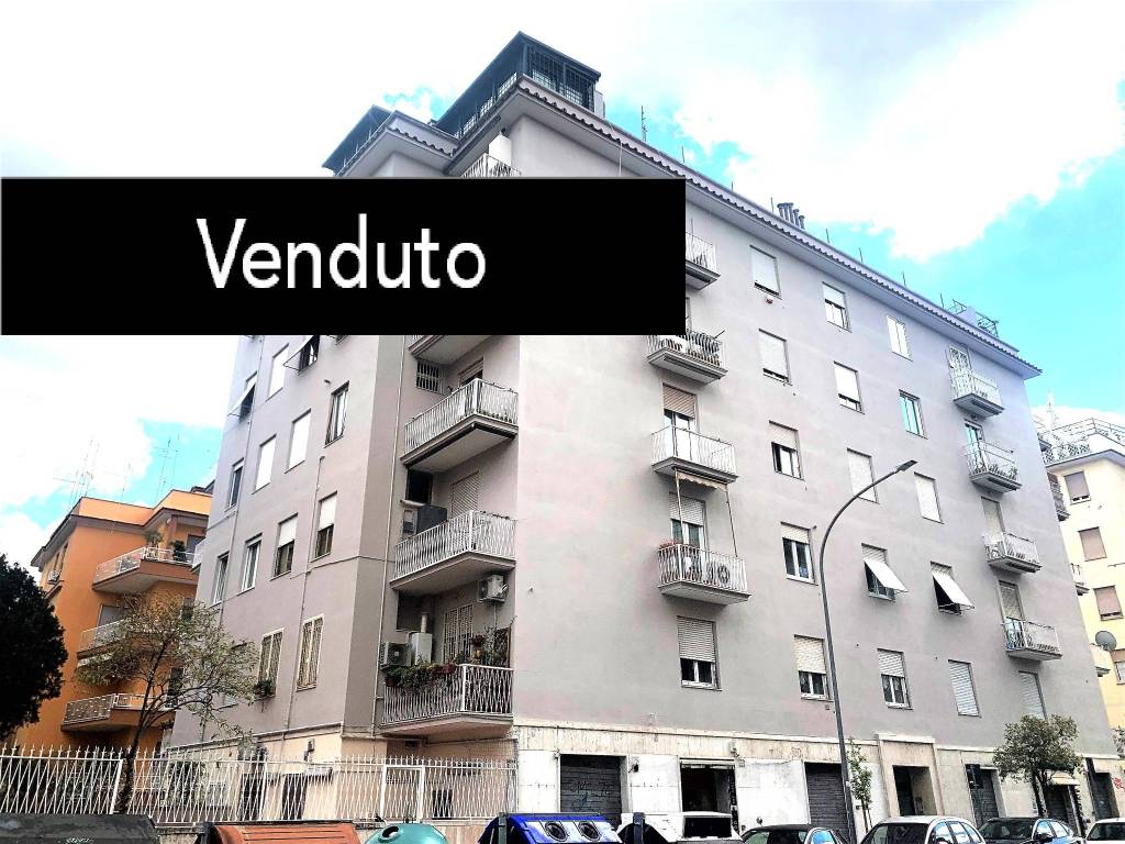 Appartamento in vendita a Roma viale di Villa Pamphili, 15