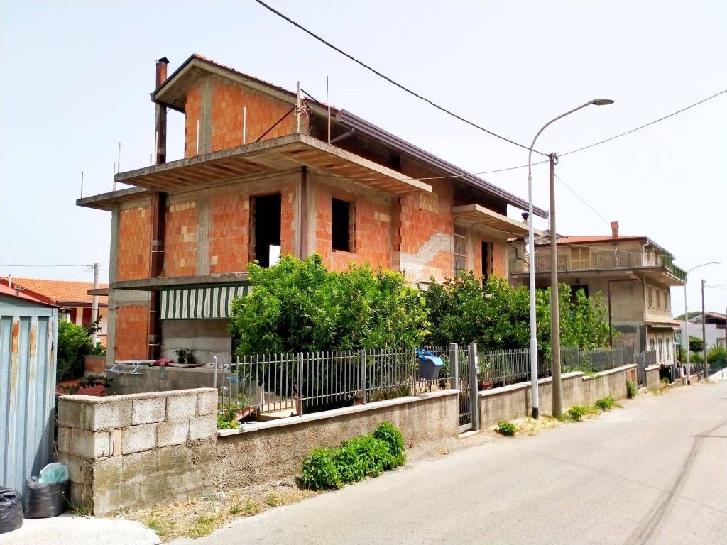 Villa in in vendita da privato a Solopaca via Generale Graziani, 23