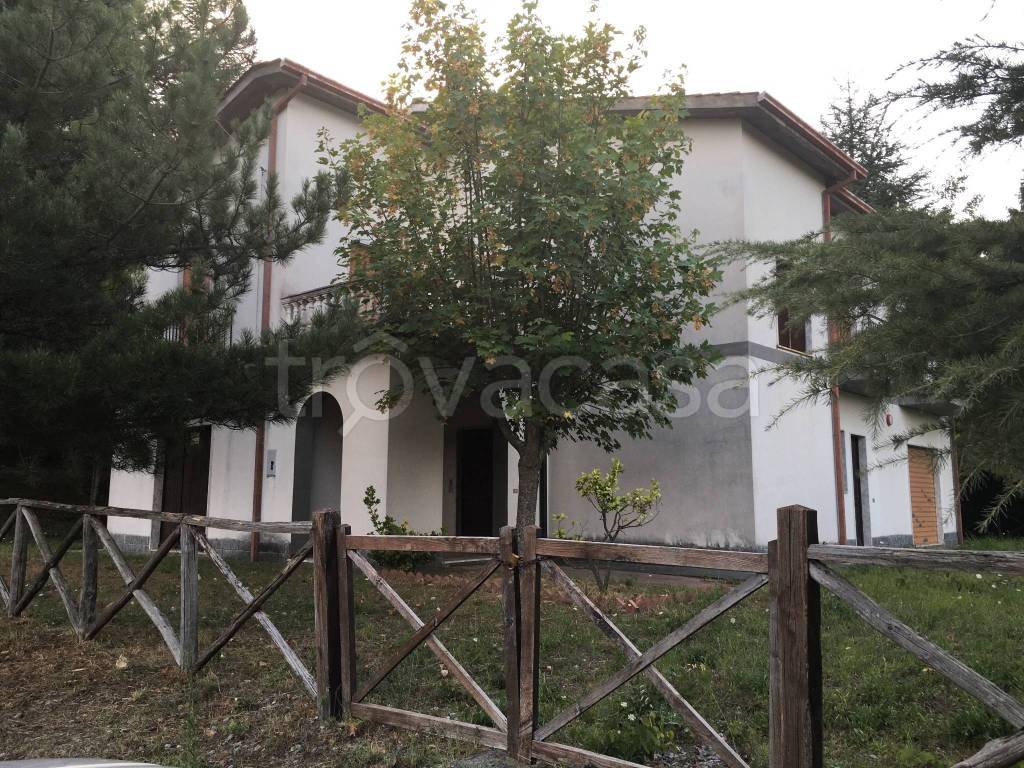 Villa in in vendita da privato a Sant'Agata di Esaro contrada Macchie del Monte