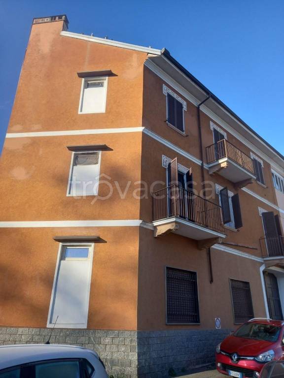 Appartamento in vendita a Borgomanero viale Francesco Zoppis