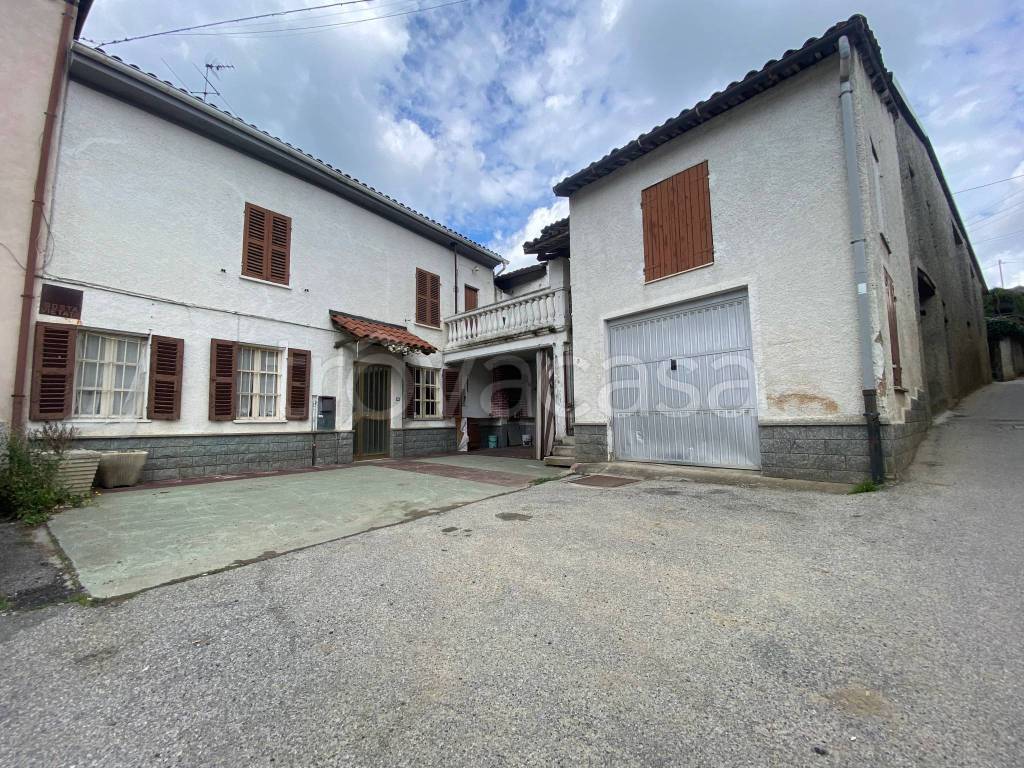 Casale in vendita a Maranzana via Giacomo Bove, 70