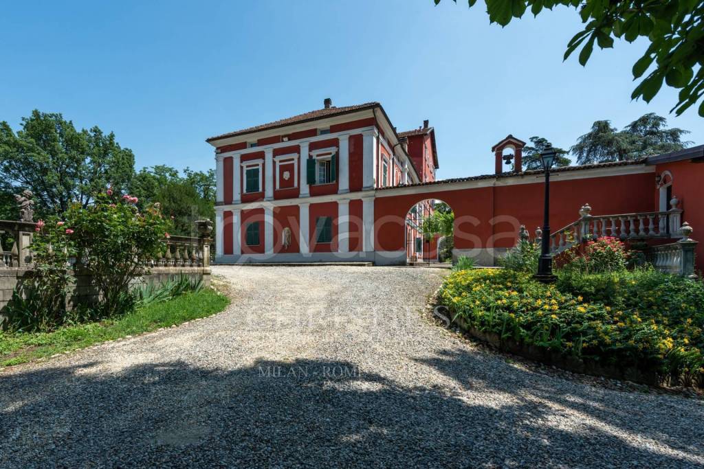 Villa in vendita a Novi Ligure strada Sotto Belvedere, 1